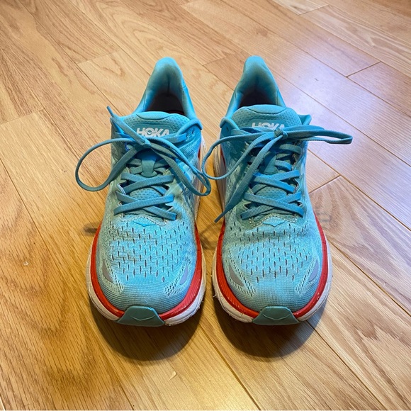 Hoka One One Clifton 8 women’s 9.5B - Picture 2 of 6